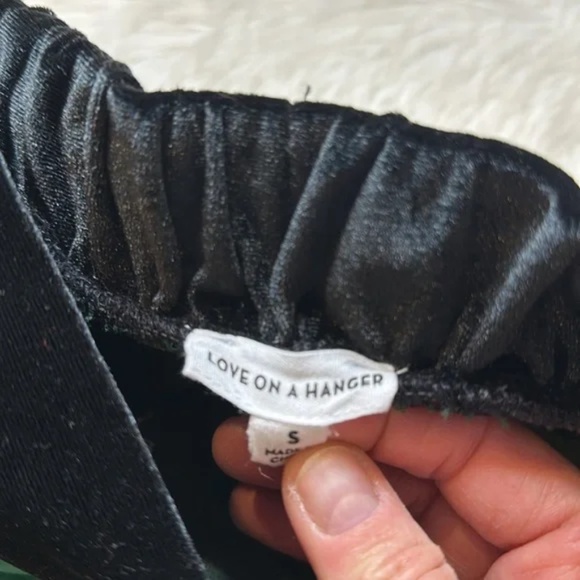 Love on A Hanger Elf Skirt Size Small - Picture 3 of 6